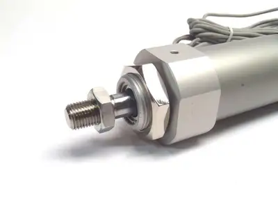 USED SMC REC SINE CYLINDER AND D-H7C SWITCHES