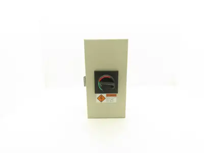 Fuji EW125JAGU-3P125 125A 480V 3-Pole Circuit Breaker Enclosure External Handle