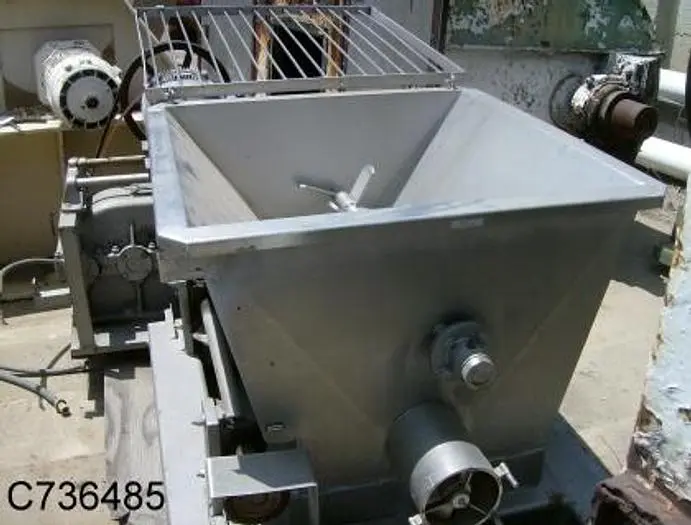 Used _UNKNOWN_ _UNKNOWN_ Food Extruders California US | Machinery & Equipment #140262