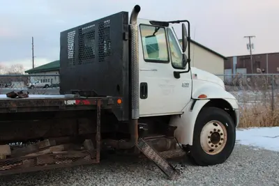 INTERNATIONAL 4300 DT466 BOX TRUCK | Levy Recovery Group (24)