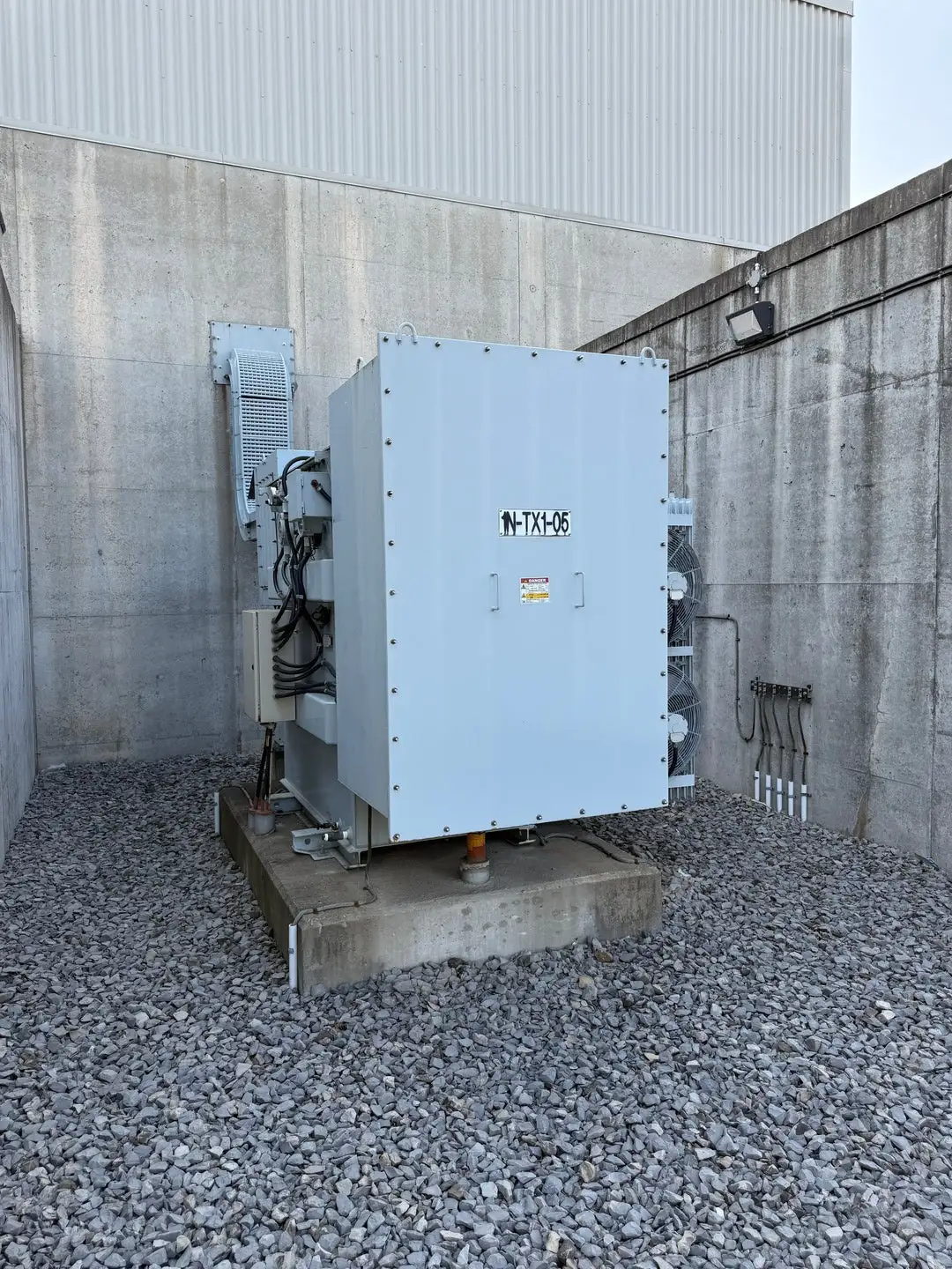 USED 2001 PIONEER TRANSFORMERS G2112B1413