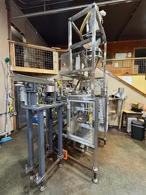 Unified Flex Hornet Vertical Form, Fill & Seal with Auger Filler