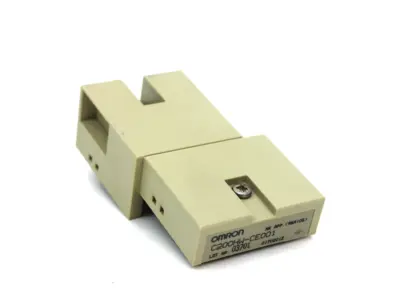 USED OMRON C200HW-CE001
