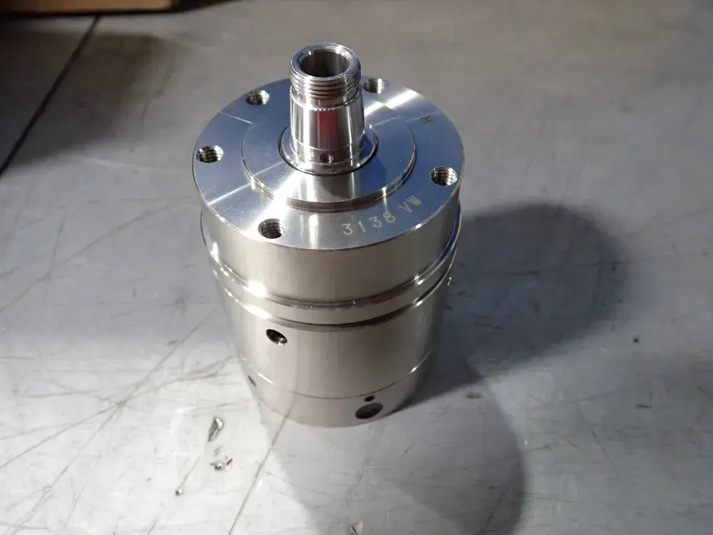 NEW ABB E3N1999