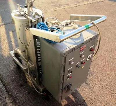 Broadbent T-41 (10 x 6) perforate basket centrifuge, 316SS.