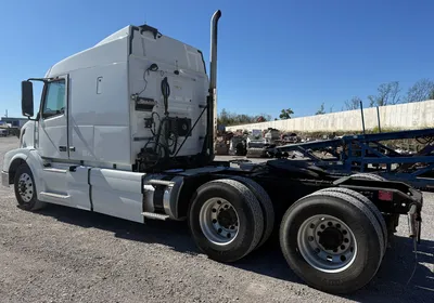 Used 2014 VOLVO VNL Tractors & Trailers Kentucky US | Proxy Equipment #1663483