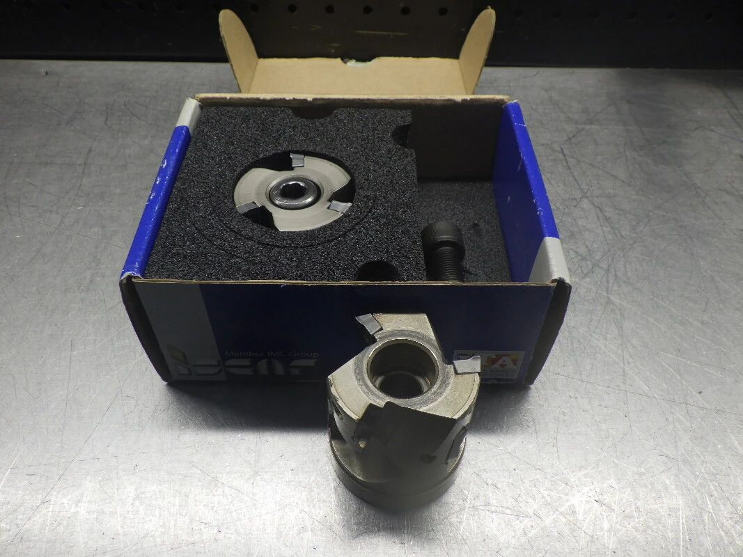 2 Iscar Indexable 2" 3 Flute Facemill 1" Arbor SM-D2.00-1.00-100-M (LOC3028A)
