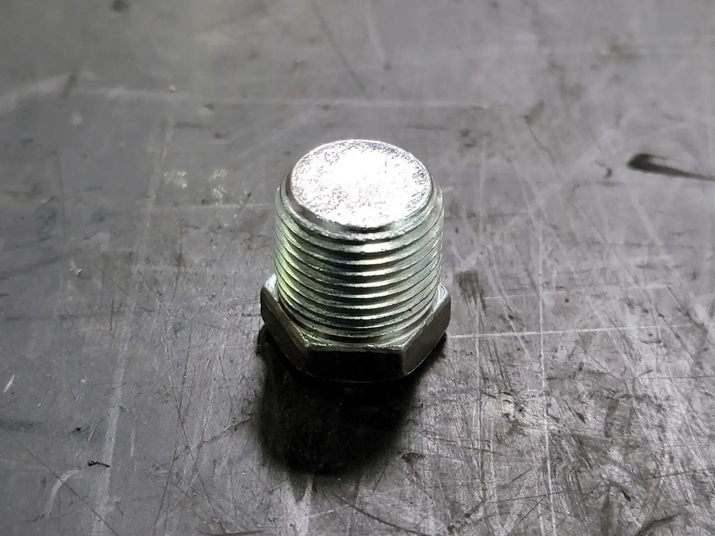 3/8" Hex Plug M-06 NPT (Bag of 18)