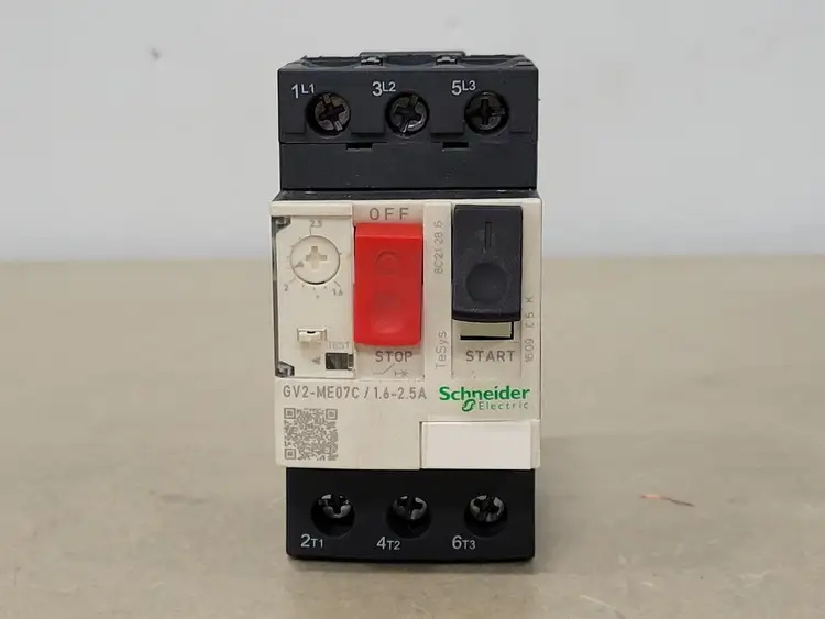 Used SCHNEIDER ELECTRIC GV2ME07 Switchgears British Columbia CA | Lenmark #239903