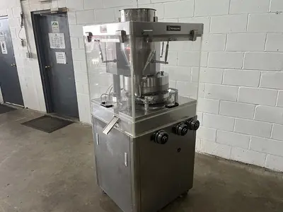 USED 2005 VANGUARD PHARMACEUTICAL MACHINERY VRP1124