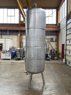 USED Stainless Steel Tank 2,000 Litre