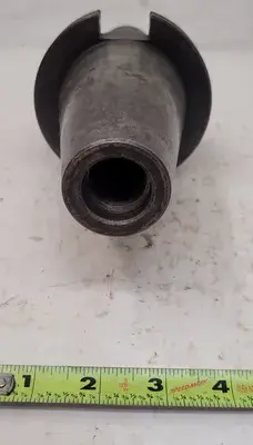USED COMMAND CAT 50 TOOL HOLDER