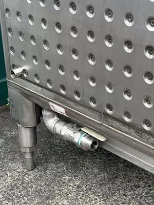 USED TOTE SYSTEMS 1325L / 350GAL