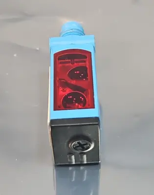 Sick WTB4S-3P2231 Photoelectric Proximity Sensor Loc5E3/4
