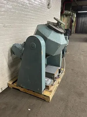 3440-210 Patterson Type Electric Tilt, Chain Driven Industrial Pebble / Ball Mill