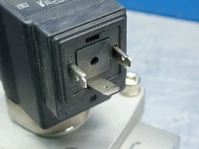 USED SMC VXZ2360H10N3DR1
