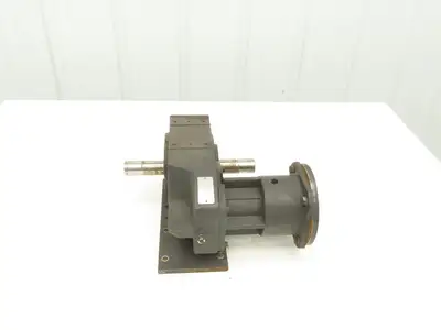FG220S01 Gearbox Reducer 9.864 Ratio Dual Output Shaft IEC 63 Motor Adapter