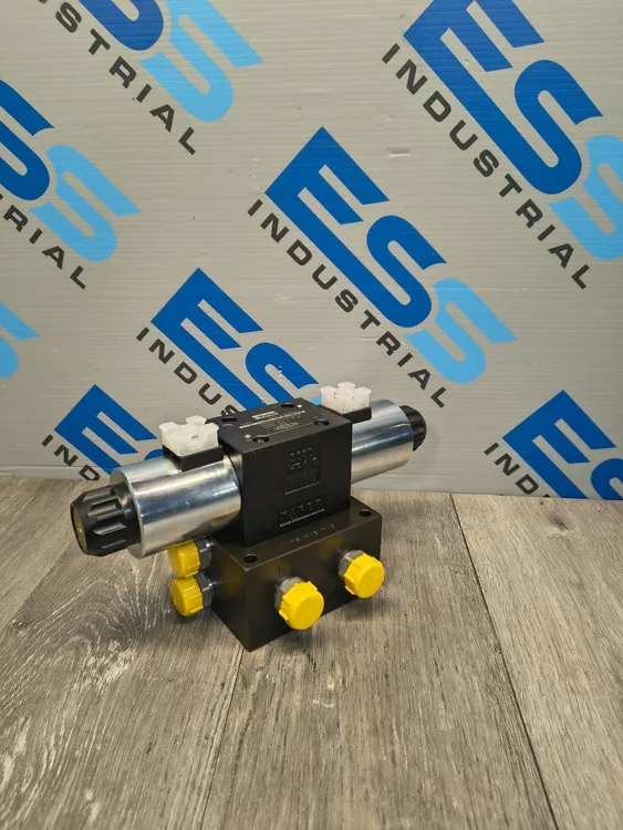 Used PARKER D3FBA32MC0NKW018 Solenoid Valves South Carolina US | ESS Industrial Equipment Sales #1267177