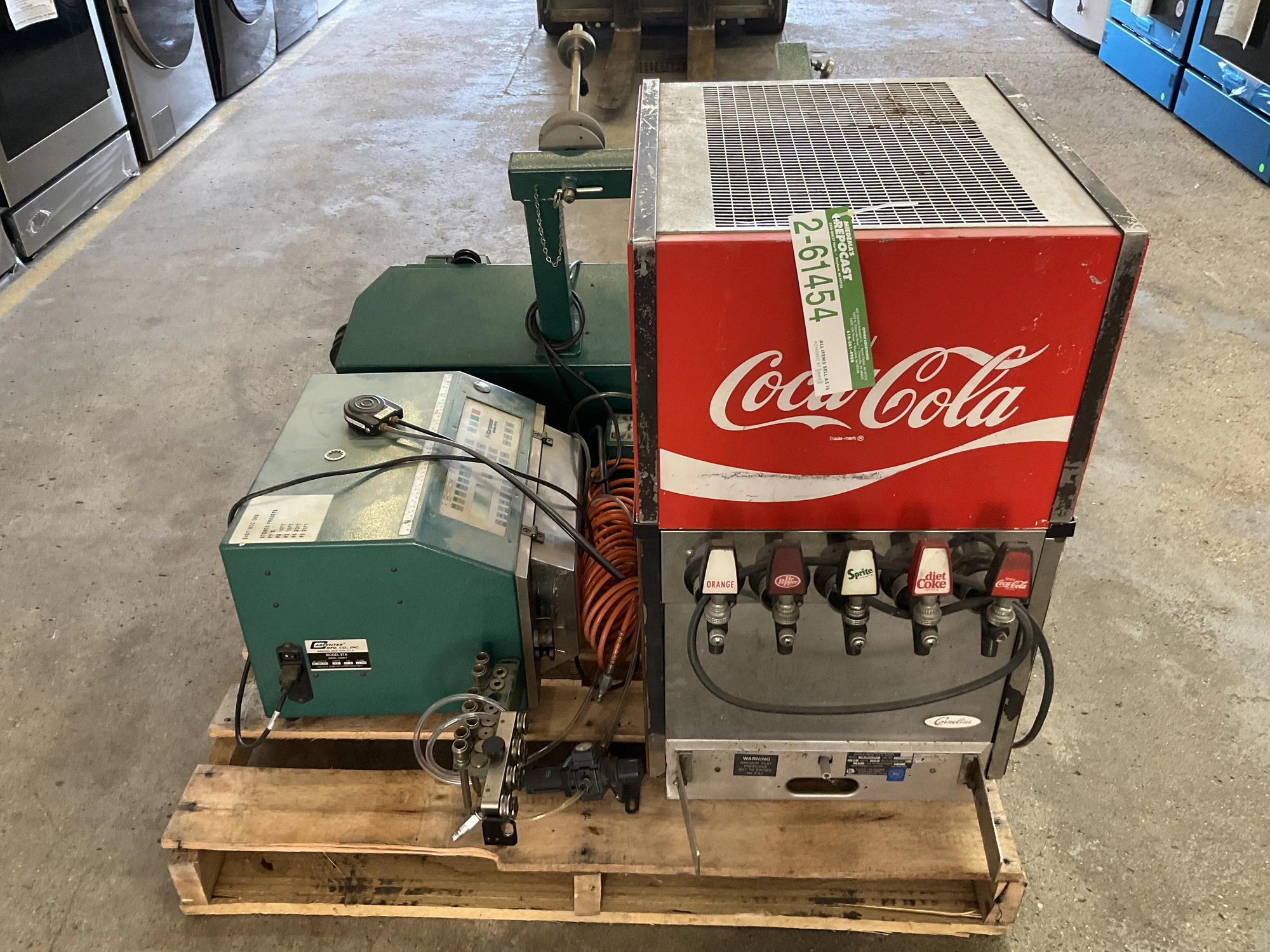 Used COKE MACHINE & WIRE CUTTING MACHINE _UNKNOWN_ Beverage Carbonation Equipment Michigan US | Miedema Asset Management Group #1762472