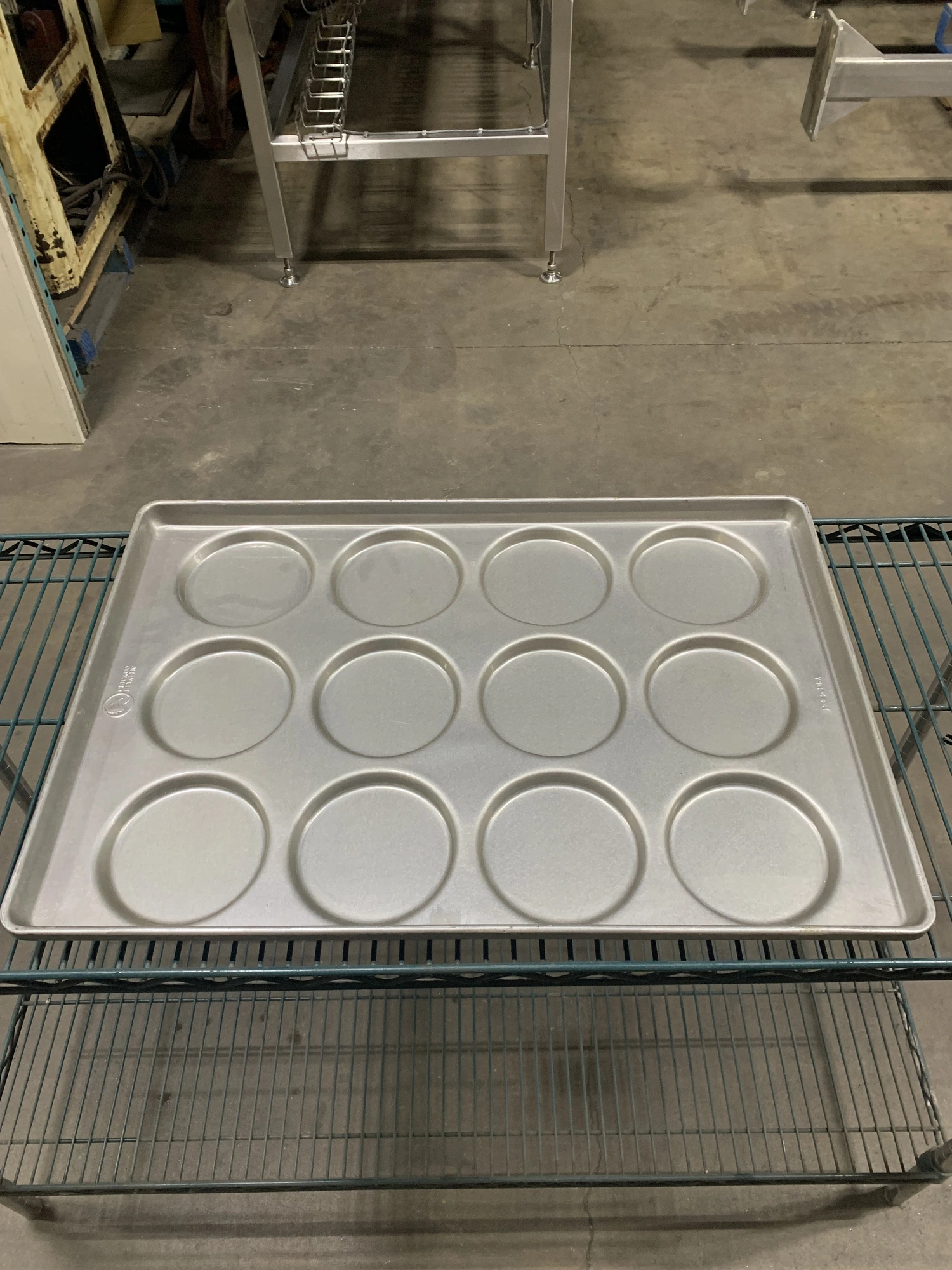 USED CM BAKEWARE 41005