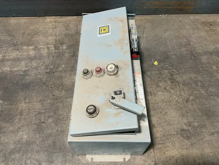 Used SQUARE D 8538SCA24V02CP51P52SX22Y74 (8538SCASP3) Starters Ohio US | HGR 24 #1286730