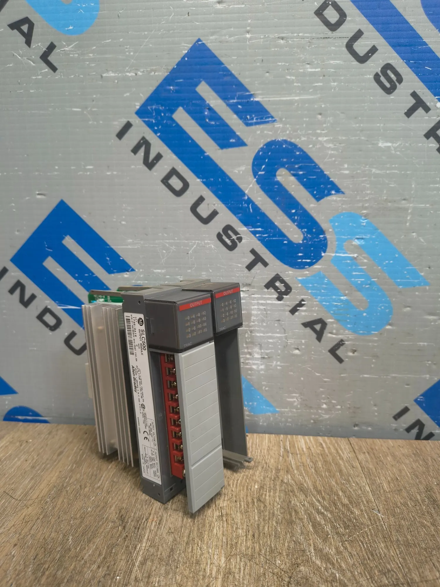 USED ALLEN BRADLEY 1746-0A16