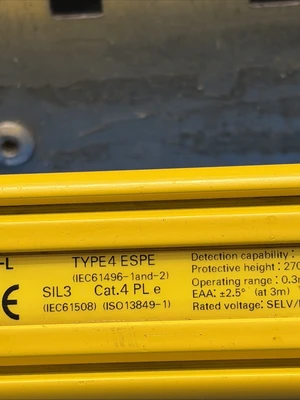 USED Omron F3SG-4RA0270-30-L