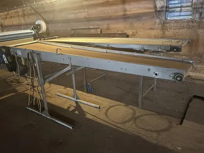 10ft Adjustable Flat Belt Conveyor