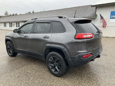 USED 2016 JEEP CHEROKEE