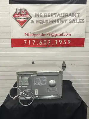 Amana RCS 10MPA Commercial Microwave 1000W 120v Refurbished & Works