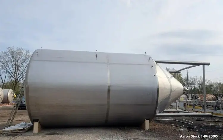 Used QUALITY STAINLESS TANKS _UNKNOWN_ Stainless Steel Tanks Illinois US | Aaron Equipment #227967