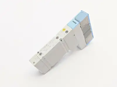 SY3201-5NZ1 | SMC  Double Solenoid Valve 5 Port - Used