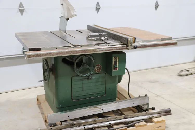Used DELTA 14" Table Saw Woodworking Radial Arm Saws Ohio US | Longtown Joinery LLC #1266898