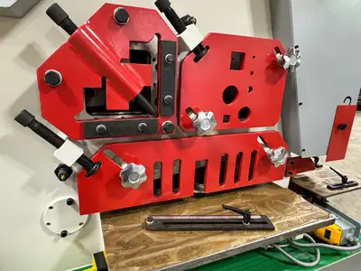 Masteel MIWH-130 Hydraulic Ironworker