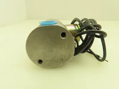 Honeywell Skinner V5D25110 Solenoid Valve 3-Way NC 120V 150PSI 1/4NPT Adjustable