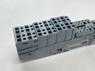 New | in-Stock Siemens SIMATIC DP ET 200S Terminal Module TM-E30C46-A1 PLC Input & Output Michigan US | Maverick Industrial Sales #1395457