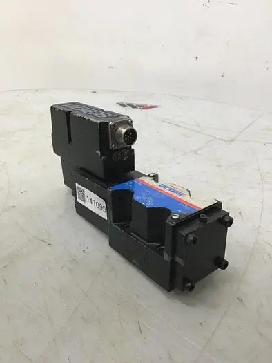 Used VICKERS KBFTG4V52B70NZPE7H710 Valves/Fittings Michigan US | Ideal Machinery #598815