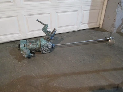 1/2 hp Lightinin Agitator with shaft and mixing blade