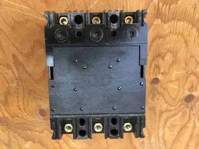Used SQUARE D FAL36030 Switchgears British Columbia CA | Lenmark #244360
