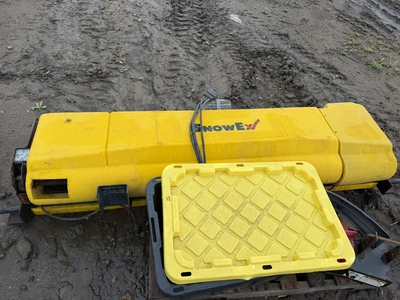 Used _UNKNOWN_ _UNKNOWN_ Broadcast Spreaders Minnesota US | Miedema Asset Management Group #1444288