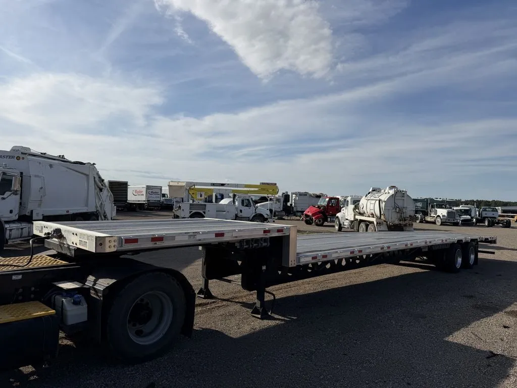 Used 2023 MANAC 13253C0B0L LEGEND SD STEP DECK Flatbed Trailers Minnesota US | Carco Truck & Equipment #1520129