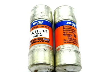 NEW LOT OF 8 FERRAZ SHAWMUT AJT1-1/4 1 1/4AMP 600AC AJT114