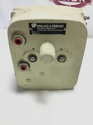 Wallace & Tiernan 5221M42008XXIDI26SX Varea-Meter Pneumatic Transmitter