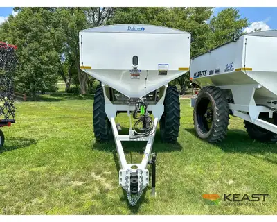 Used DALTON _UNKNOWN_ Broadcast Spreaders Iowa US | Keast Enterprises #1360192
