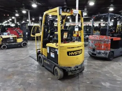 USED 2020 HYSTER E50XN-33