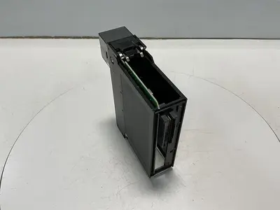 USED ALLEN BRADLEY 1756-IV32 SERIES A