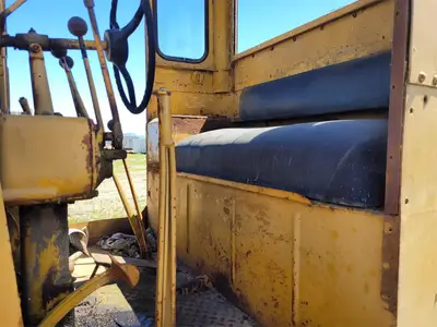 USED 1952 CATERPILLAR 12