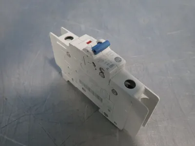 NEW ALLEN BRADLEY 1489M1C020