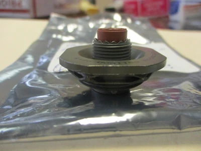 NEW Amphenol JMS27474T10B35S