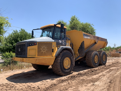 USED 2015 Deere 460E